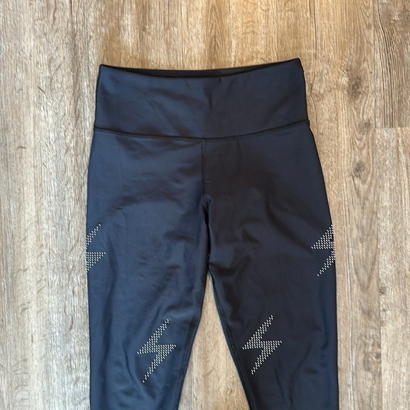 SOUL LEGGINGS SIZE(S) - Picture 3 of 7